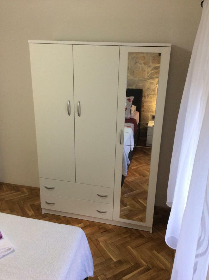 Karla Snb Apartment Lozovac